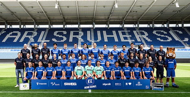 club kit photo