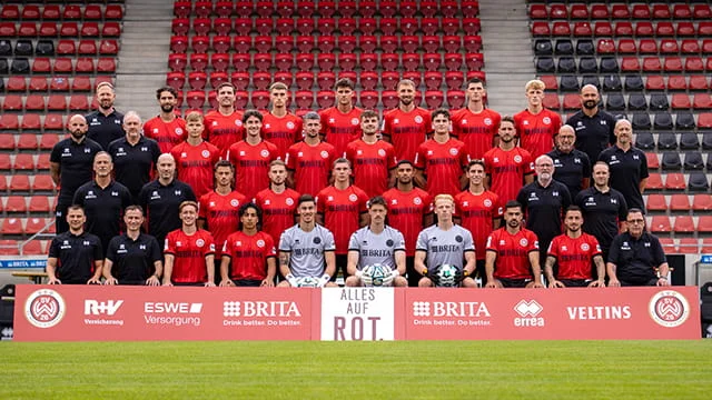 club kit photo