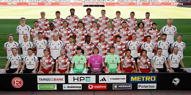 club kit photo