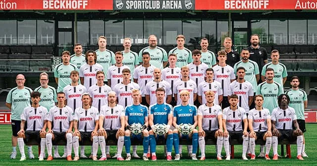 club kit photo