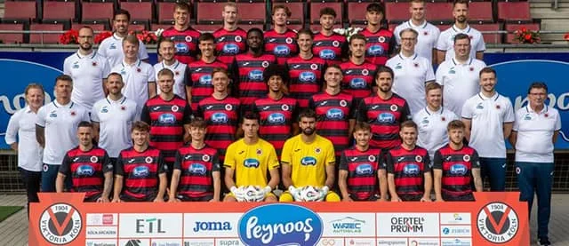 club kit photo