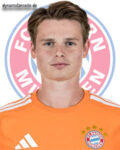 Jonas Urbig